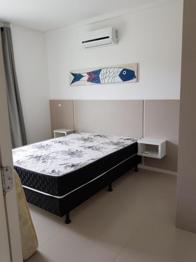 Apartamento 200M Da Praia Apartment บอมบินญัส ภายนอก รูปภาพ
